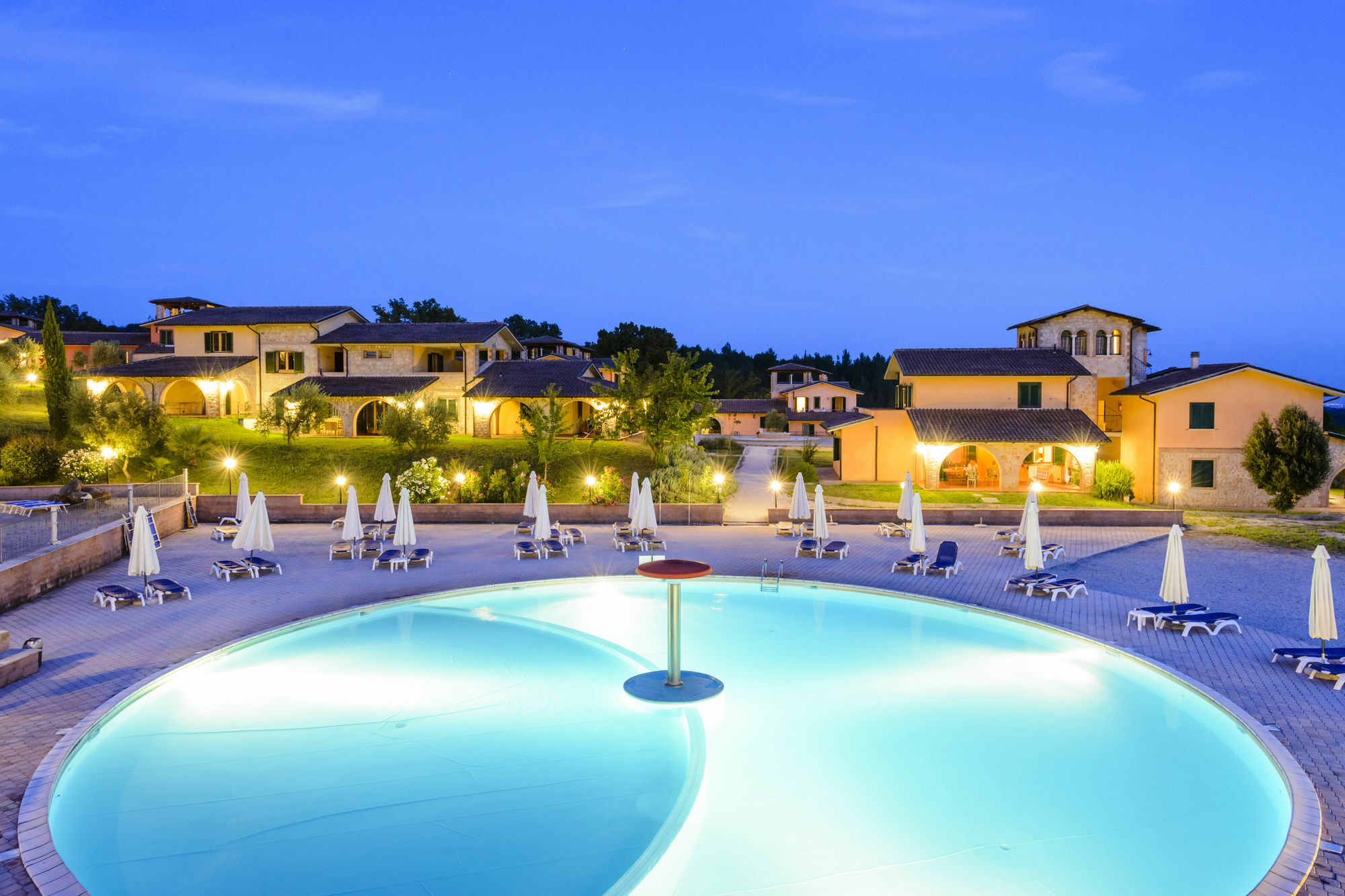 Pian Dei Mucini Resort Le Ville Масса-Мариттима Экстерьер фото